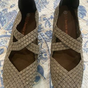 Bernie Mev Gold Metallic Shoes size 9